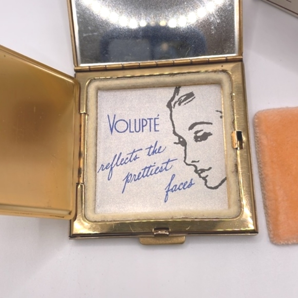 Volupte Vintage Gold Tone Compact 4-Leaf Clover with Original Box - Picture 4 of 15
